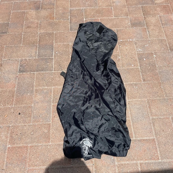 Golf bag rain cover universal model fits all 
With adjustable Velcro straps - Picture 6 of 6